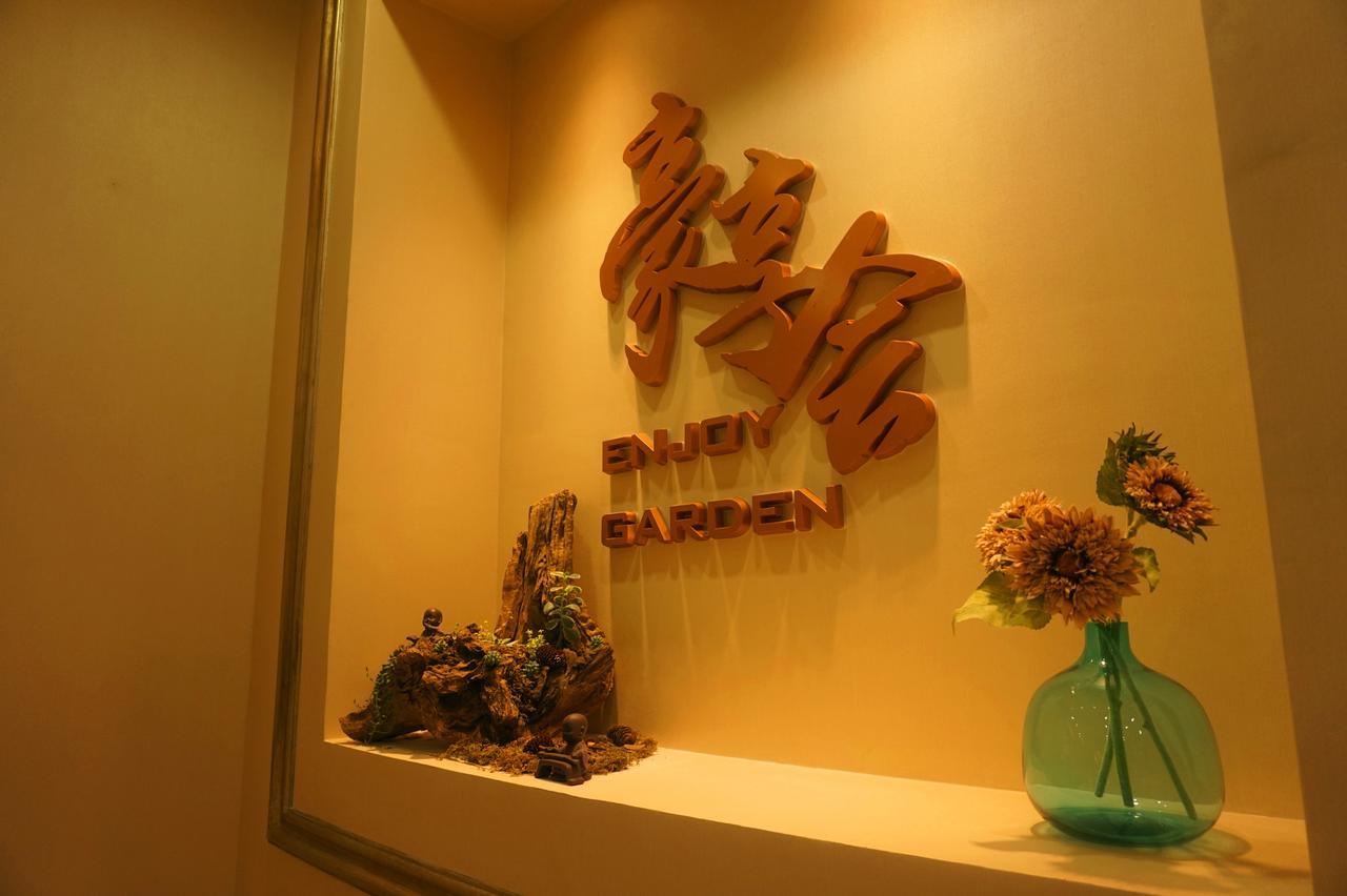 Howard Johnson Flower City Hotel Kunming Eksteriør billede