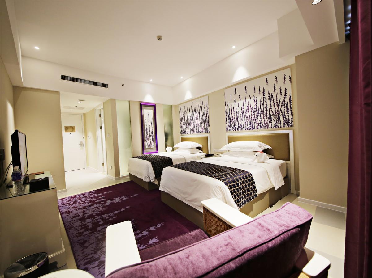 Howard Johnson Flower City Hotel Kunming Eksteriør billede