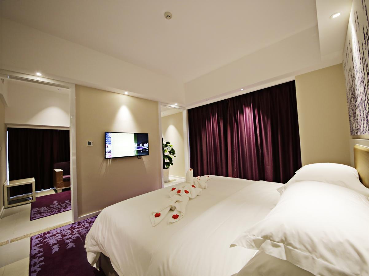 Howard Johnson Flower City Hotel Kunming Eksteriør billede