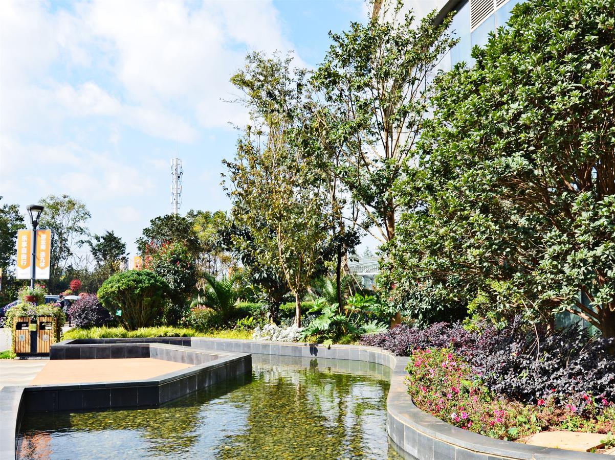 Howard Johnson Flower City Hotel Kunming Eksteriør billede